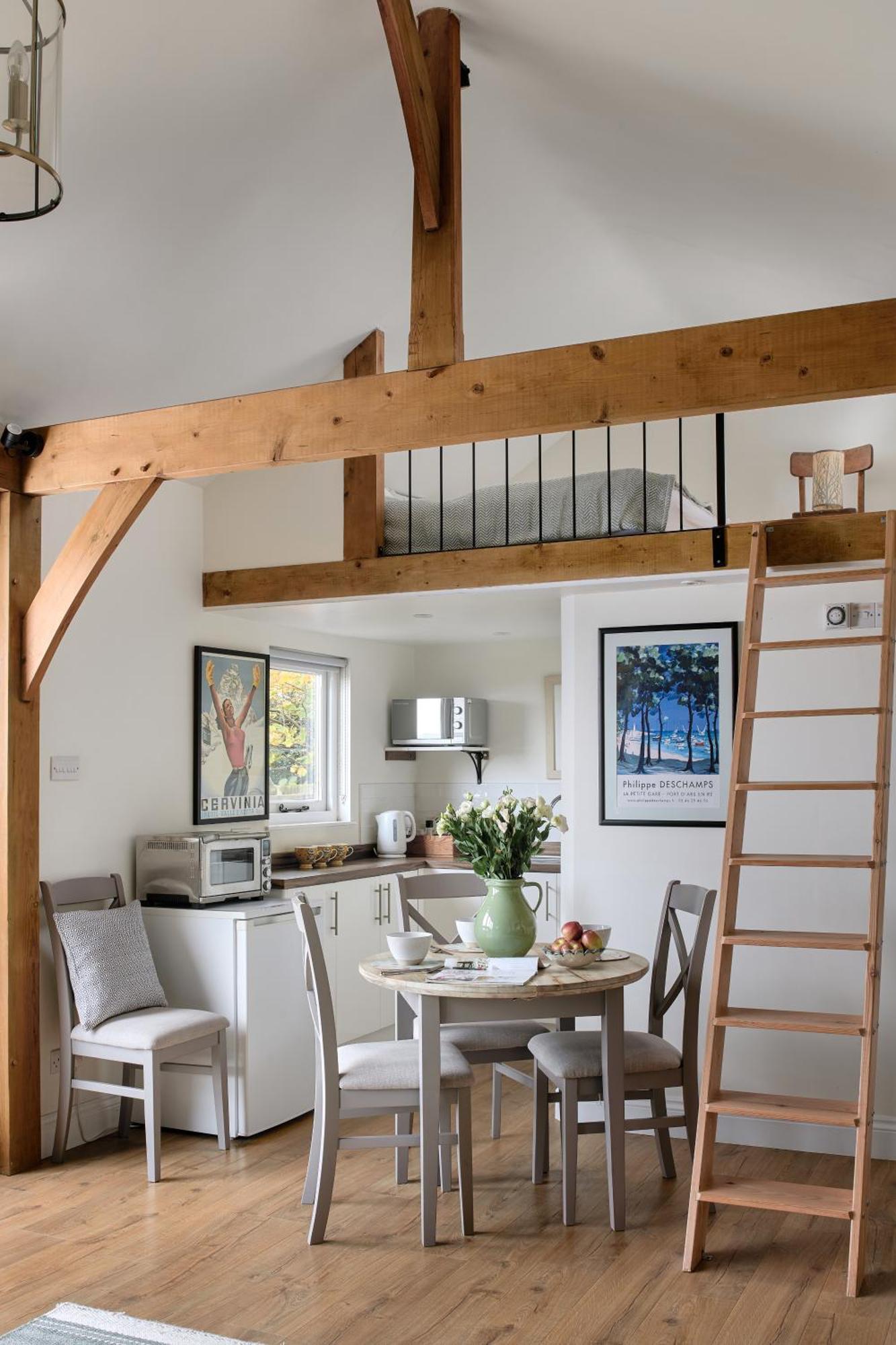 Stunning Cabin With Incredible Views Near Goodwood Rogate Exterior foto